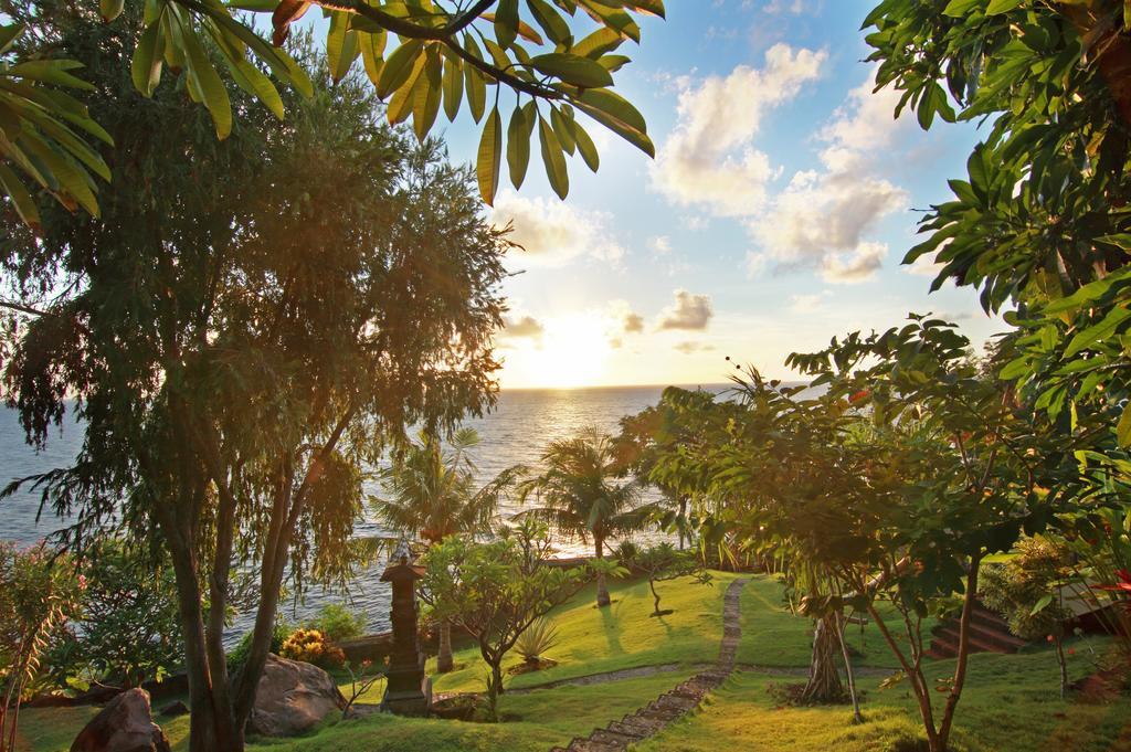 Villa Batu Tangga Амед Экстерьер фото